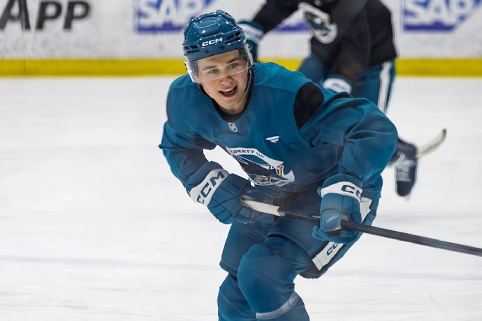 San Jose Sharksin Macklin Celebrini